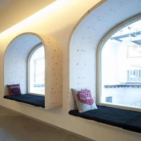 Hotel Petit Steffani 3*